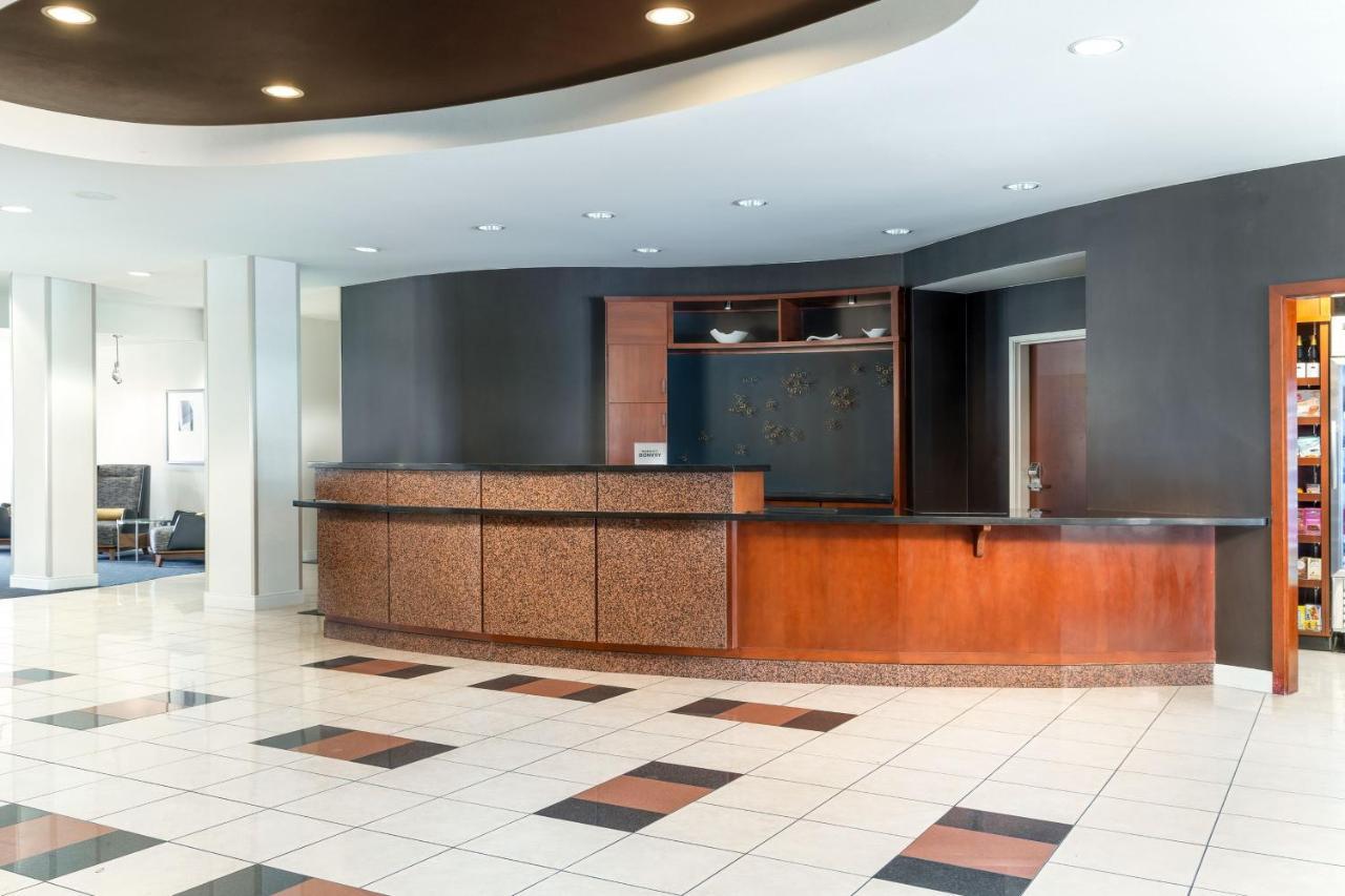Отель Courtyard By Marriott Ontario Ранчо-Кукамонга Экстерьер фото